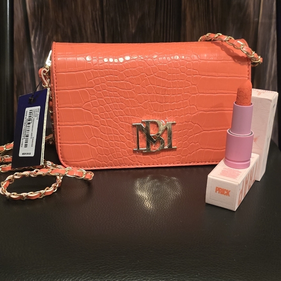 🚨BUYERS LIVE SHOW NOTIFICATION HEART THIS SO THAT YOU CAN KNOW WHEN I GO LIVE❤️ - Picture 3 of 16